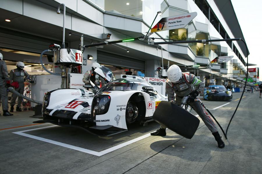  Porsche 919 Hybrid 2015 года  (фото 312 из 481)